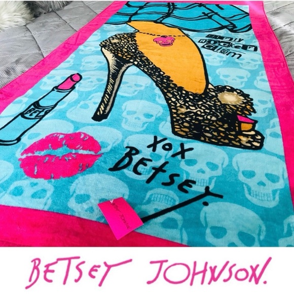 Betsey Johnson Pink & Aqua Party Heel Beach Towel Rare *2017 - Picture 5 of 8
